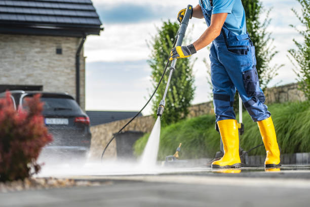 Best Commercial Pressure Washing  in Genoa, OH